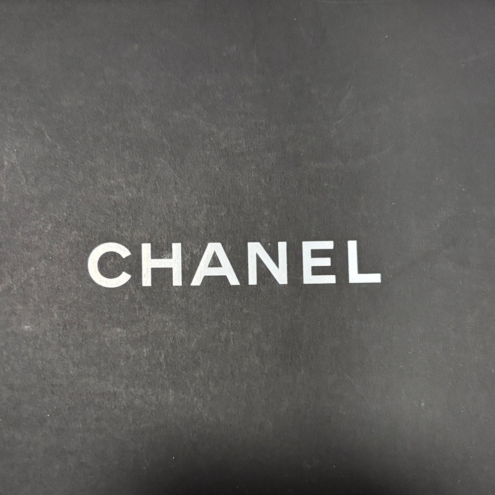 CHANEL Silver and Grey Gradient Aviator  Sunglasses - Picture 2 of 9